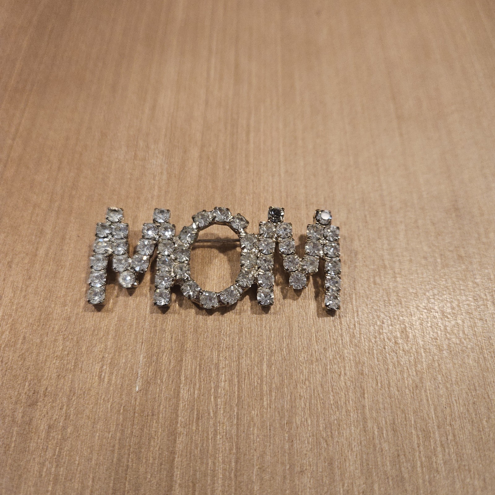Vintage 1990’s Prong Set Clear Rhinestone Mom Silver Tone Pin Brooch