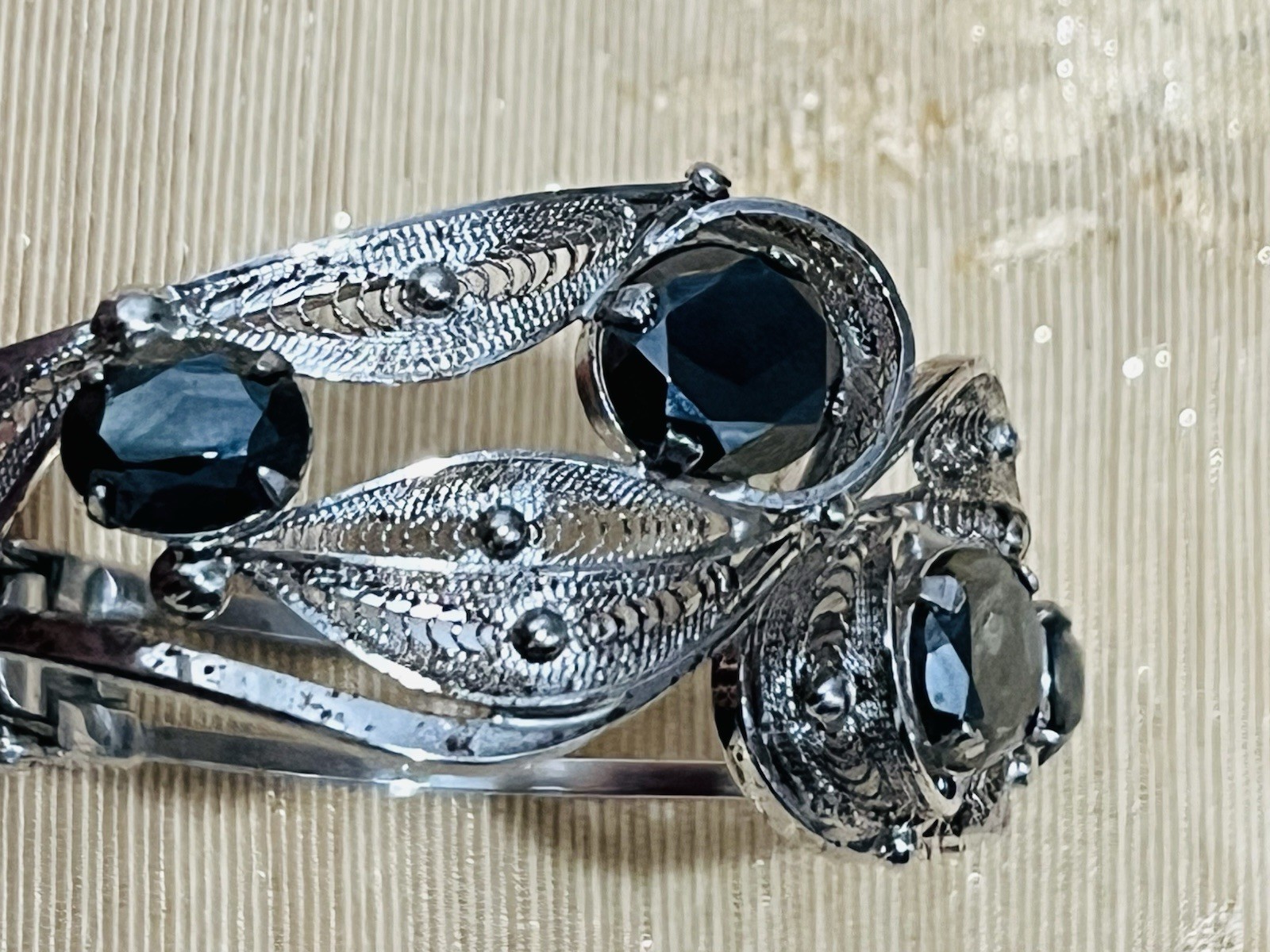Sorrento Sterling Silver Hematite Filigree Hinged Bangle Bracelet VTG Fairy Core