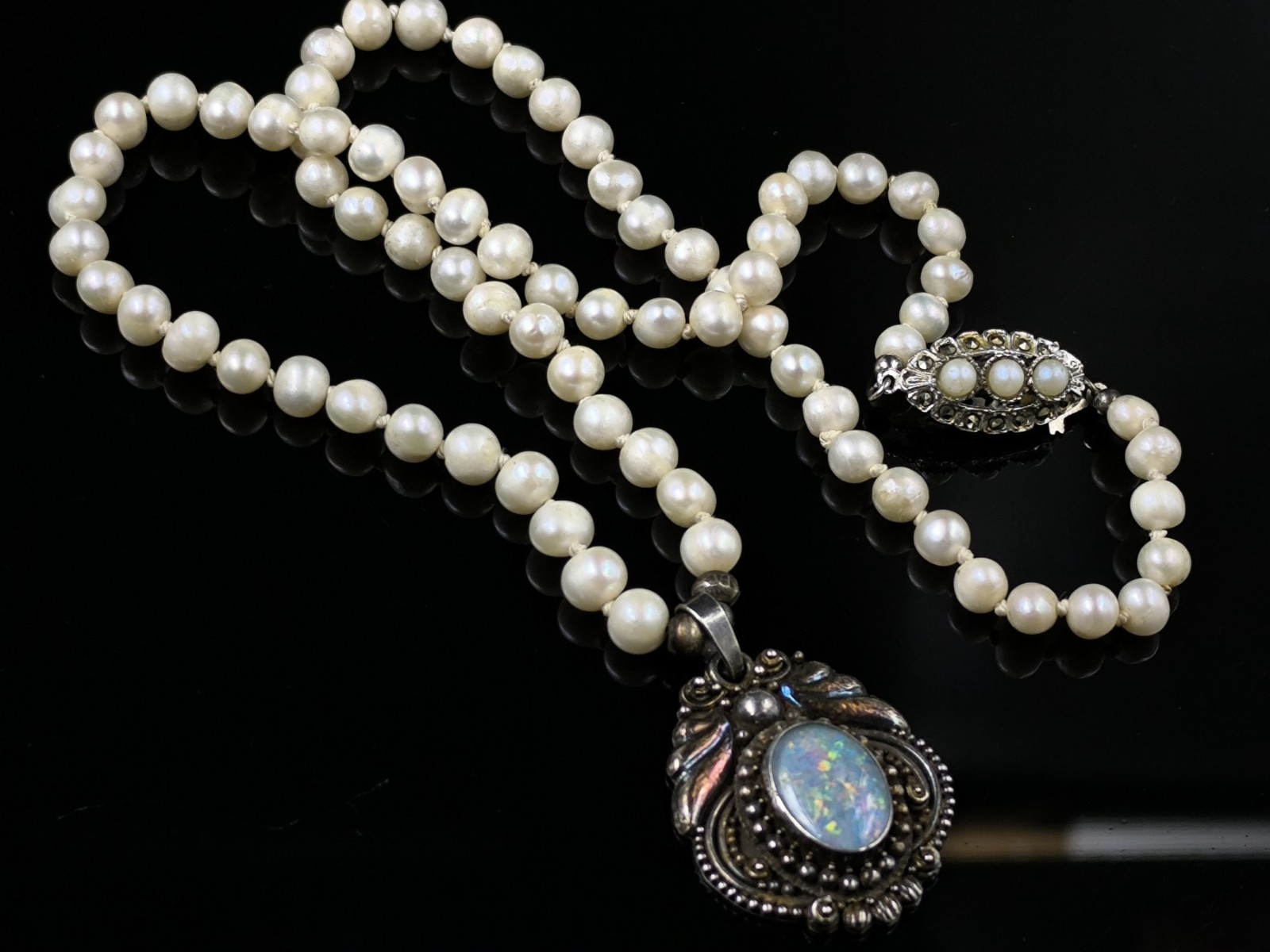 Vintage Cultured Pearl Necklace 925 Silver Natural Opal Pendant Marcasite Clasp