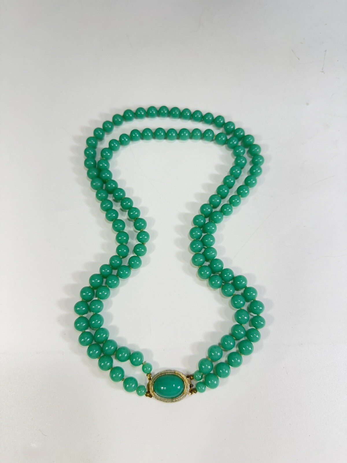 Vintage Double Strands Hand Knotted 13mm Green Jade Glass Beads 20in Necklace