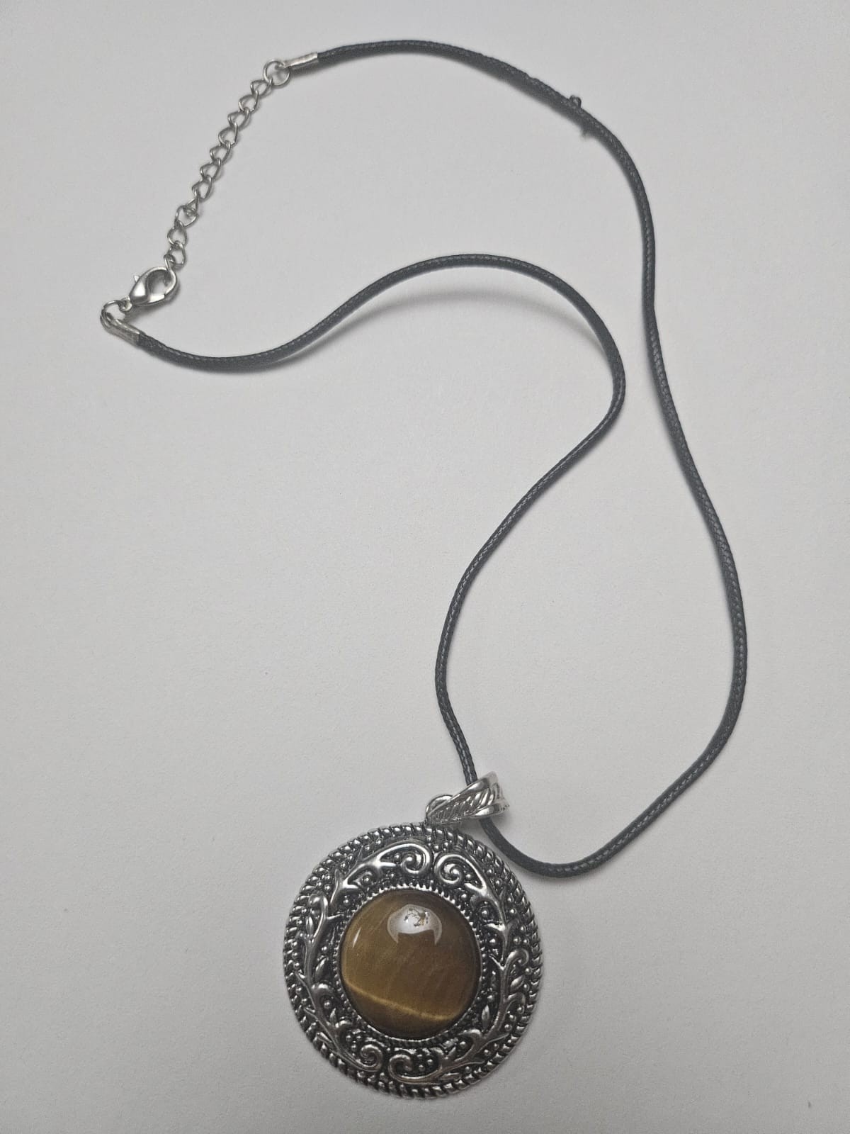 Vintage Boho Tiger Eye Style Pendant Necklace Silver Tone Round Filigree Stateme