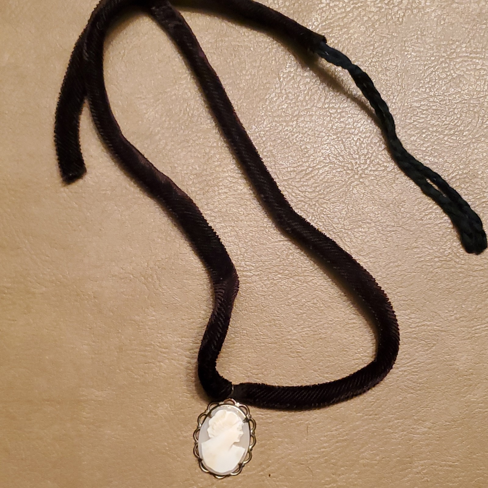 Vintage Cameo Pendant Black Velvet Choker Length Necklace Adjustable