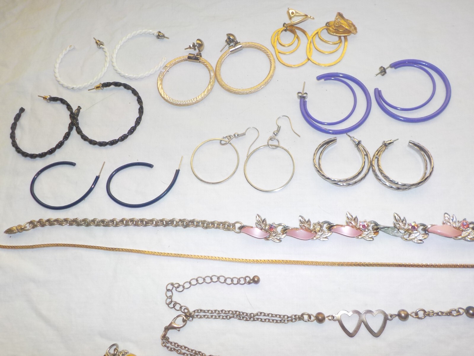 3 Lbs Mixed Lot Jewelry Vintage Wearable, Resell, Craft pieces Beads