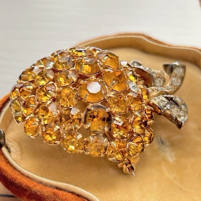 VTG EISENBERG Brooch Amber Clear Color Stone Golden Apple Old Hollywood Jewelry