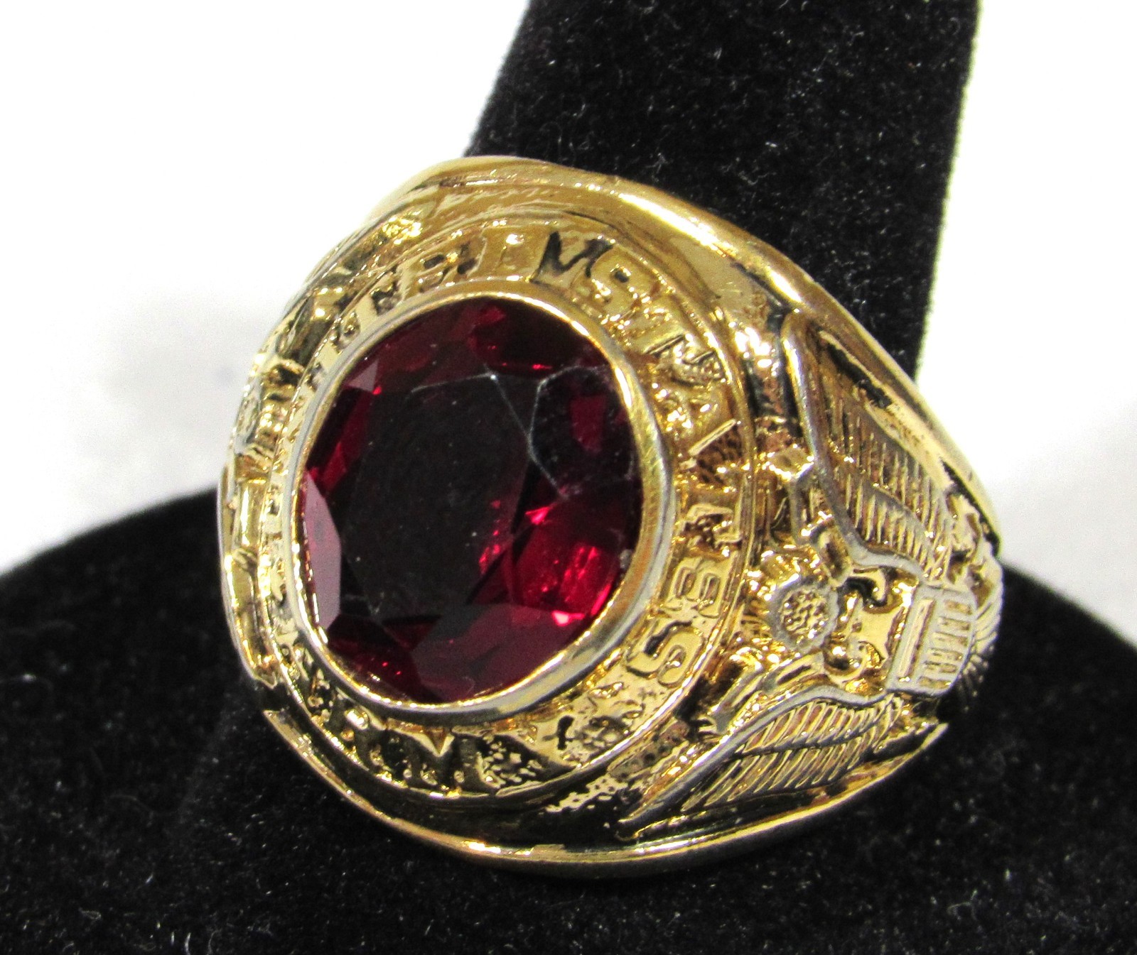 Vintage Men’s US Army Red Stone Ring 8 KT Gold – H.G.E. Size 10 1/4, 10.7 Grams