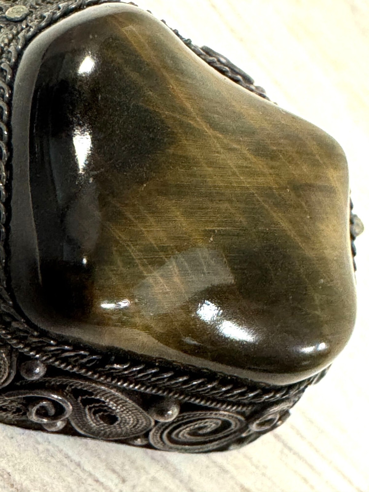 Vintage Large Tiger Eye Gemstone Silver Filigree Bezel Set Brooch