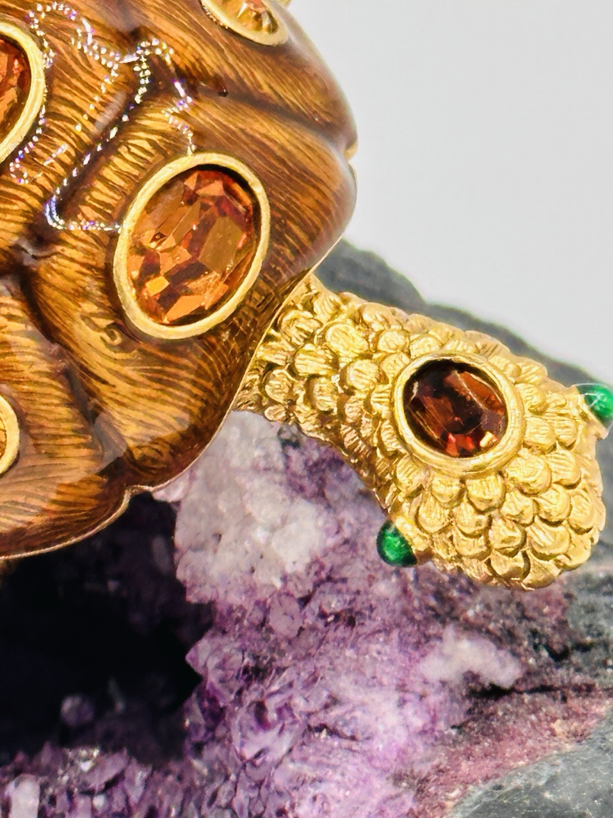 Signed Joan Rivers Turtle Brooch Pin Gold Tone Brown Enamel Amber Rhinestone