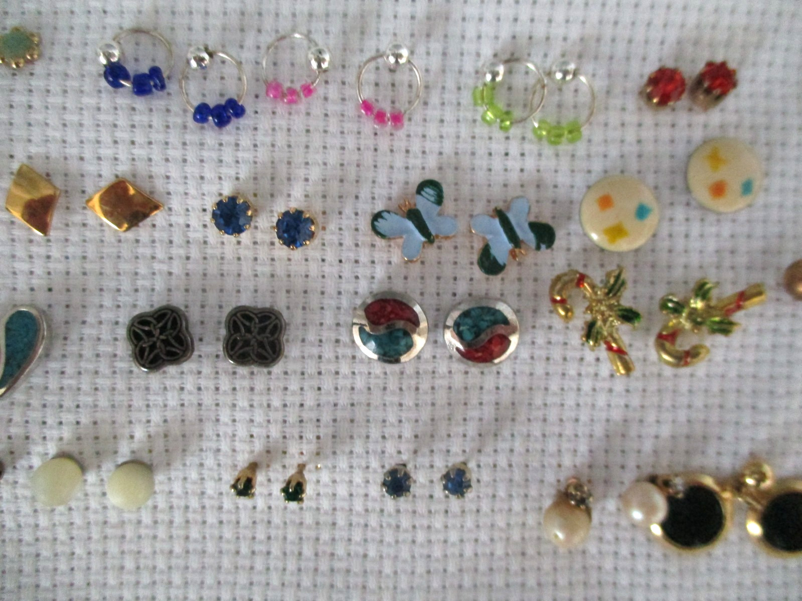 100 Pierced Earrings Sets Vtg to Mod Wearable Unsigned.