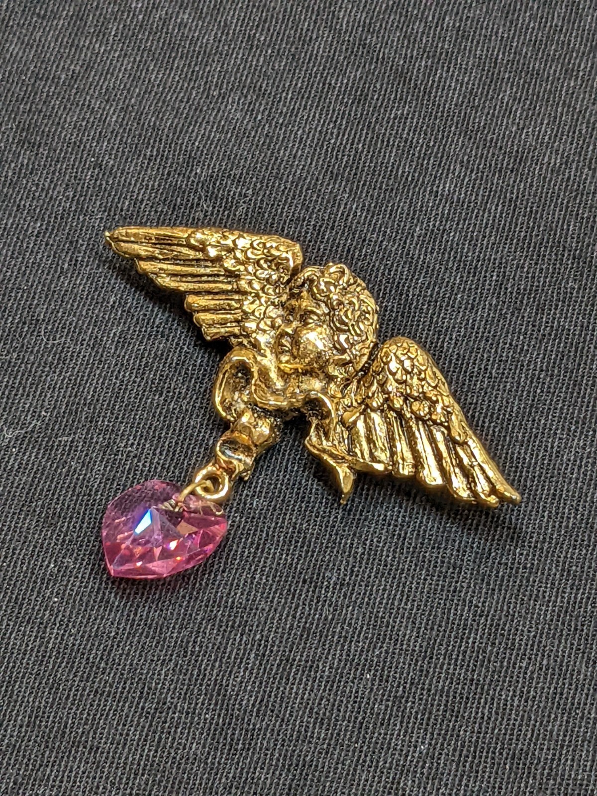 Vintage Signed Cherub Angel Brooch Pink Crystal Heart Dangle Gold Tone Pin 2.5″