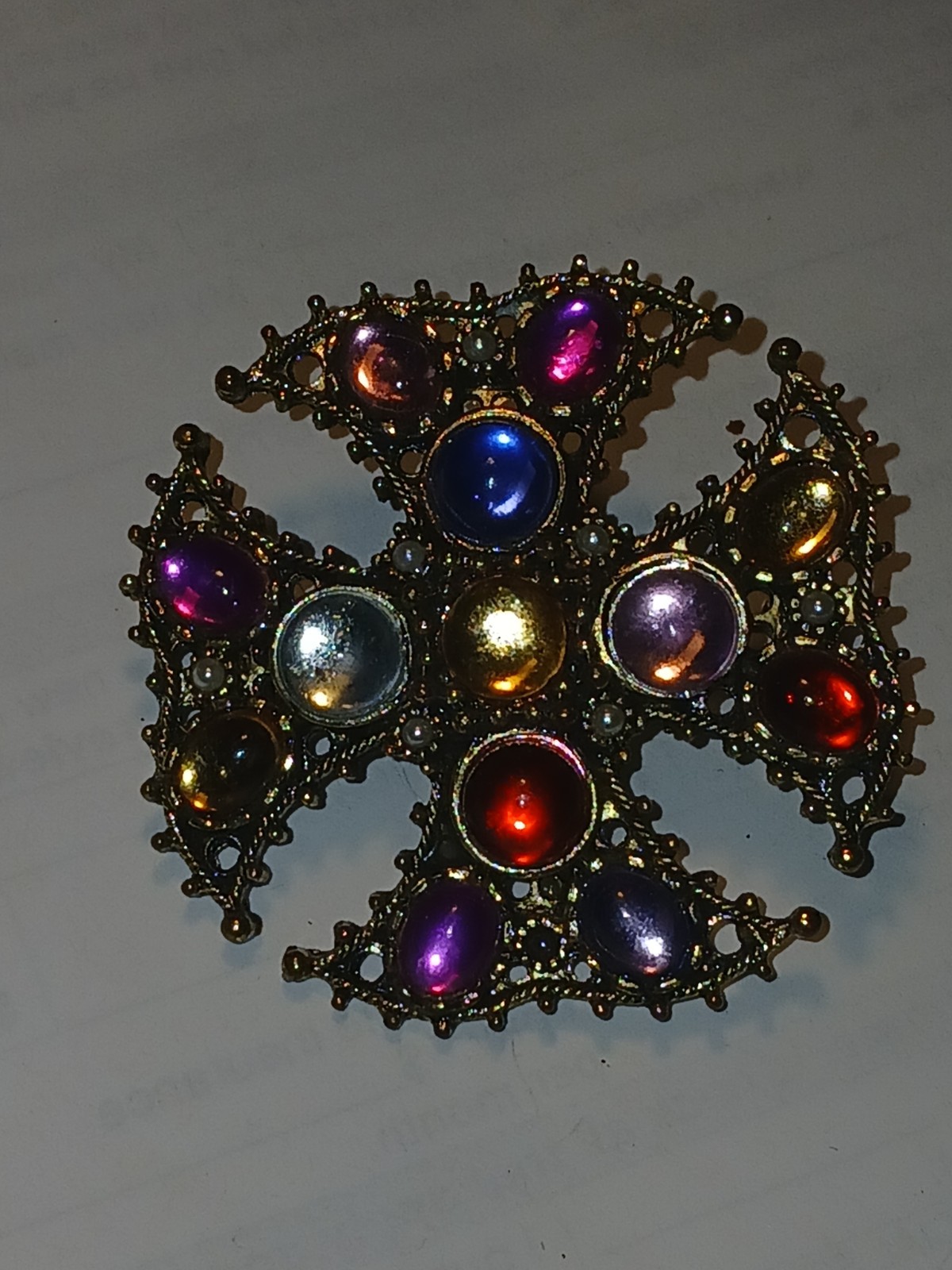 Vintage multi color moon glass in gold metal setting brooch/ pin