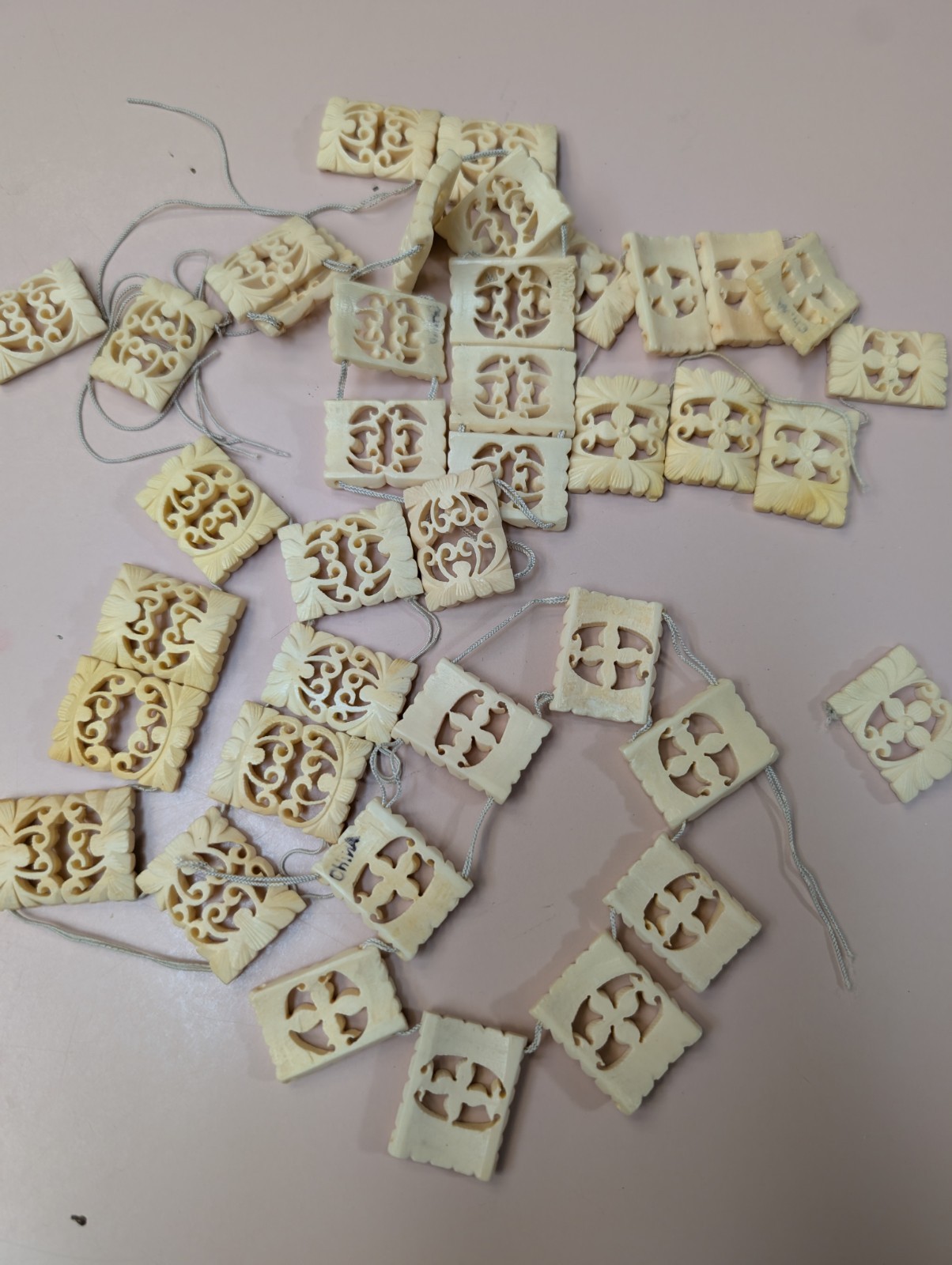 Vtg Mixed Lot Carved Bovine Bone Jewelry Lot Of 40 Tiles Crafts Handcarved Bead