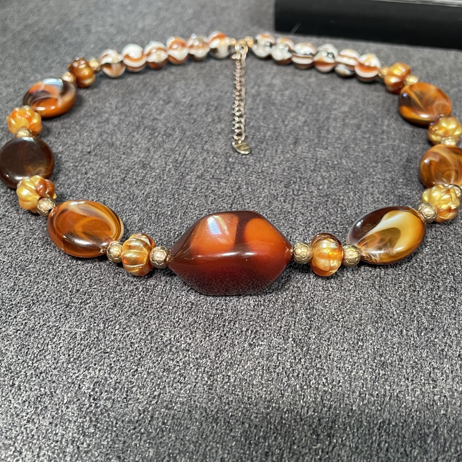 Vintage Napier Geometric Multi Color Agate Stone & Gold Tone Beads Necklace 18″