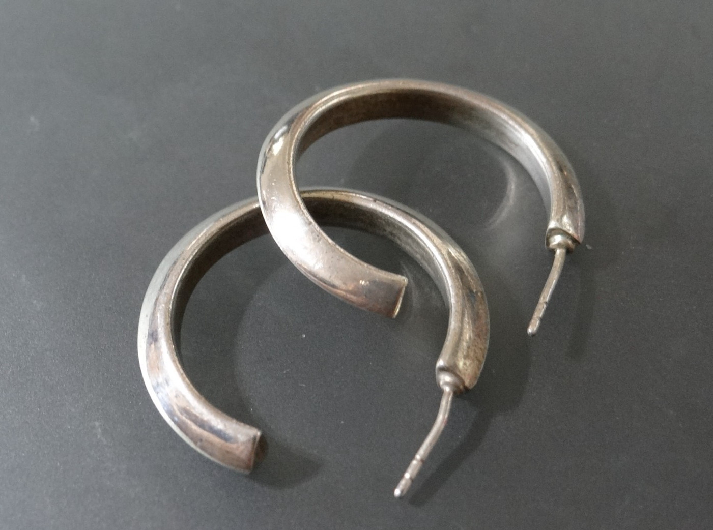 vintage 925 Sterling Silver Hoop Earrings puffy style 1″ wide 4g