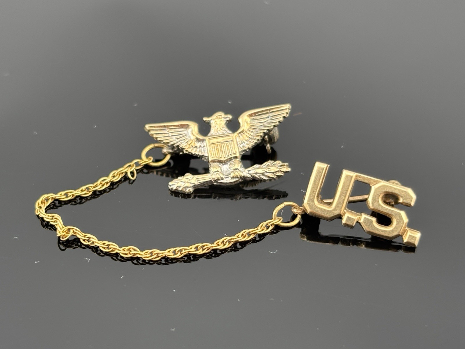 Vintage 10k Yellow Gold US MILITARY PINS Connected w Chain US & Eagle Colonel 2g