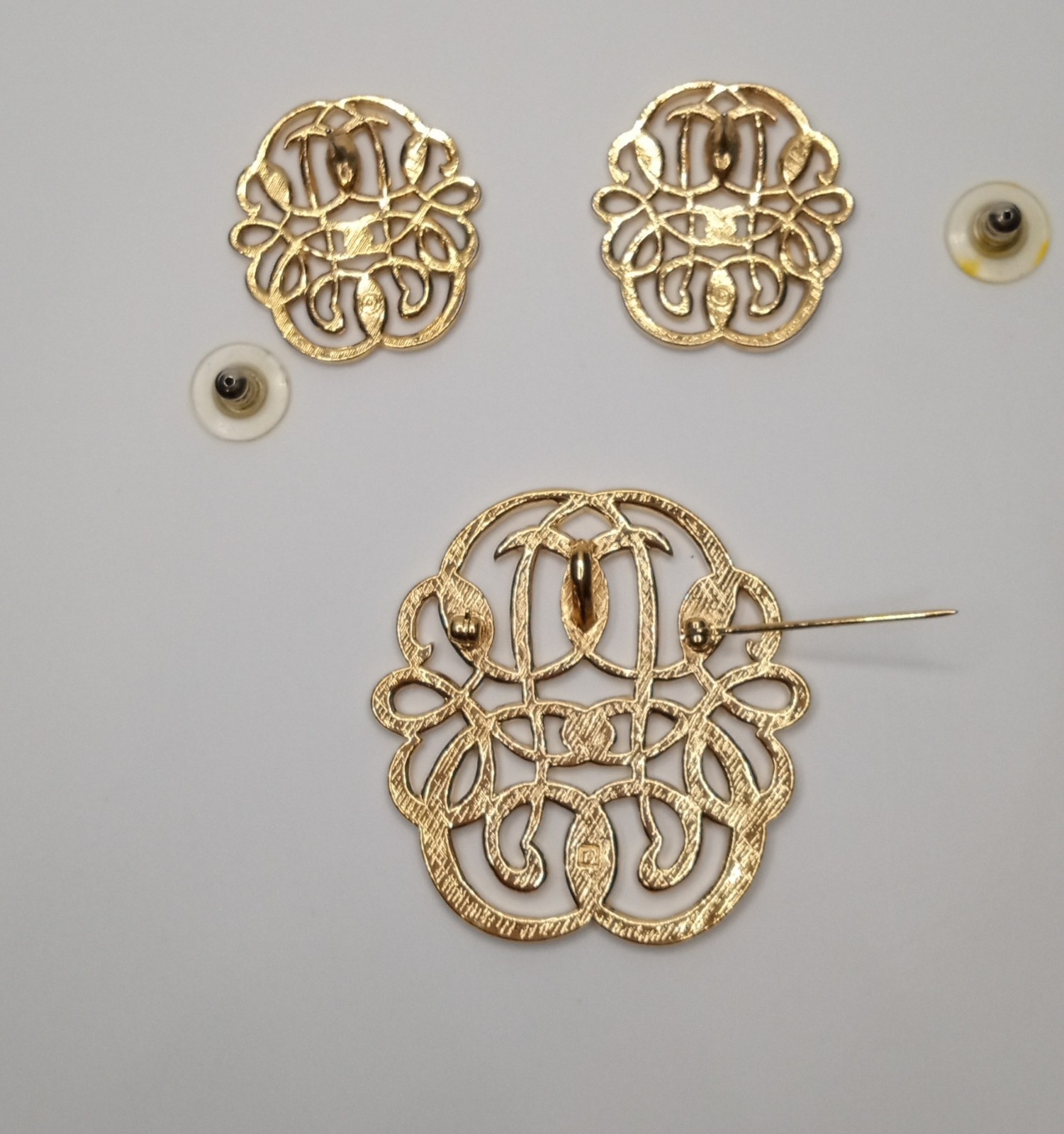 Gold Tone Monogram Jewelry Set, Brooch / Pendant With Pierced Earrings