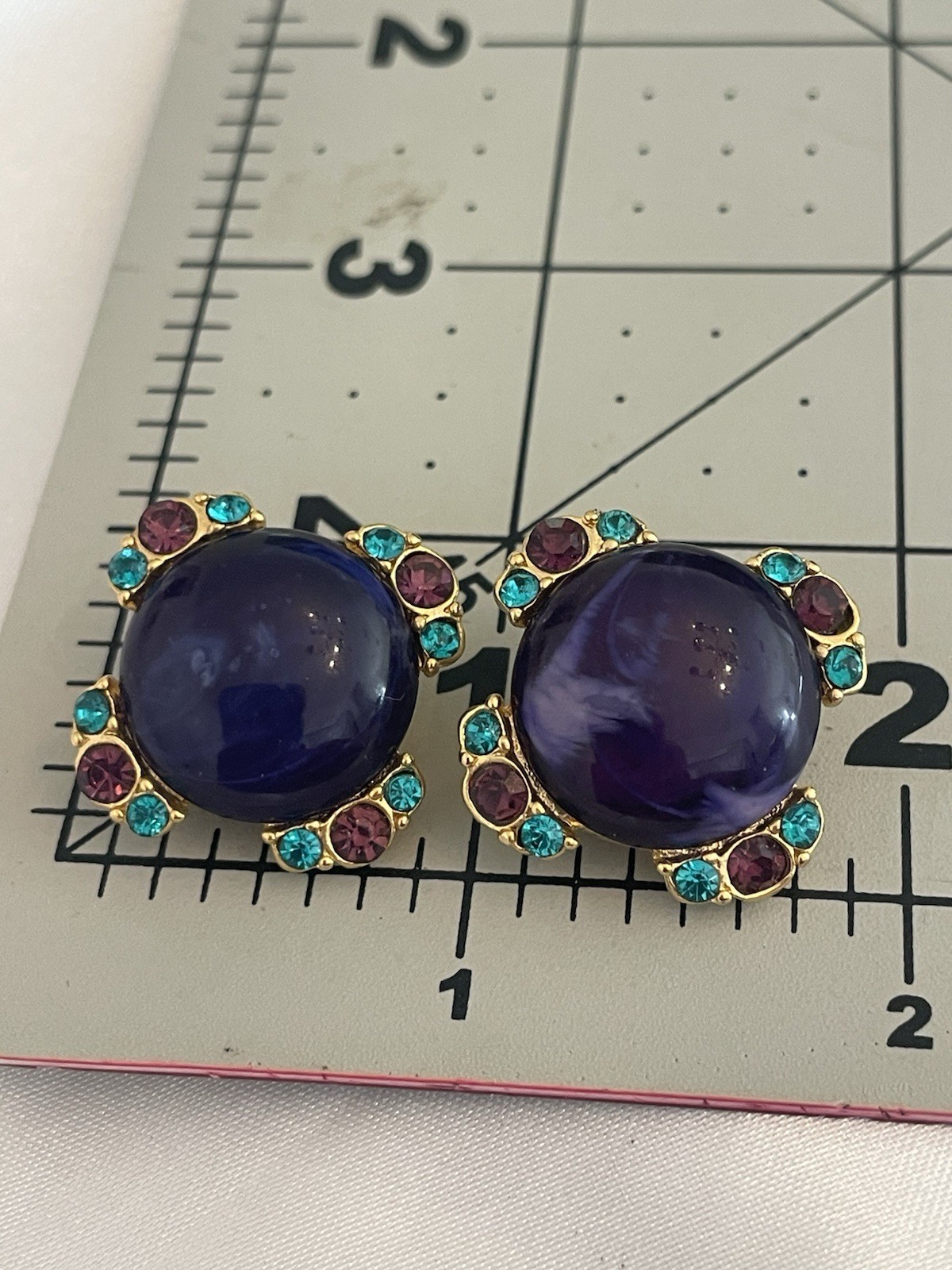 Bijoux Givenchy Clip EARRINGS DEEP PURPLE CABOCHON Green Purple Rhinestone *Read