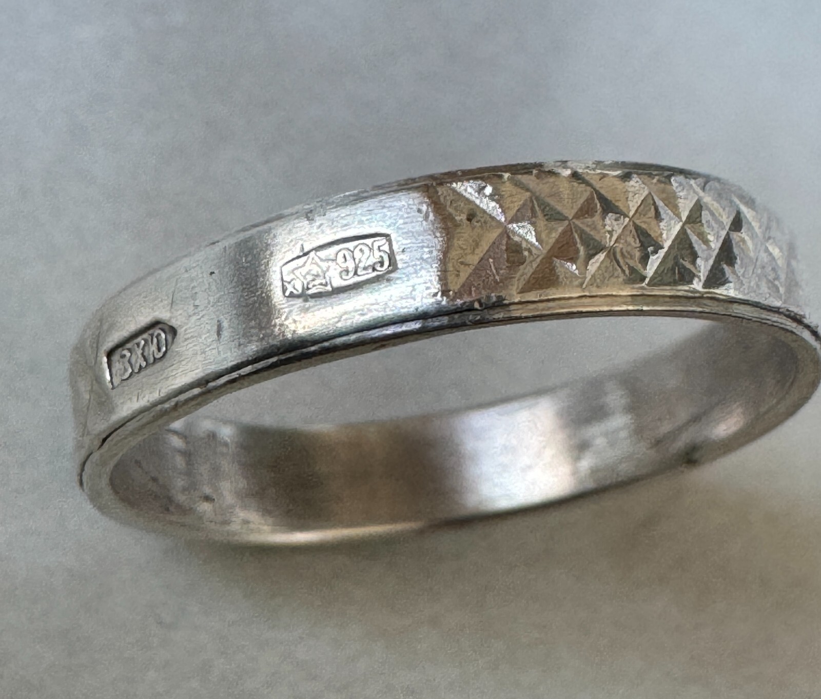 Soviet Women’s Silver Ring 925 – USSR Vintage Size 8.25 / 18.5