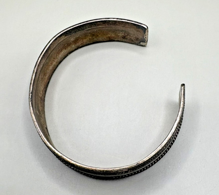 Vintage 925 Sterling Silver Wide Cuff Bracelet Rope Border Design 22.1g Unisex