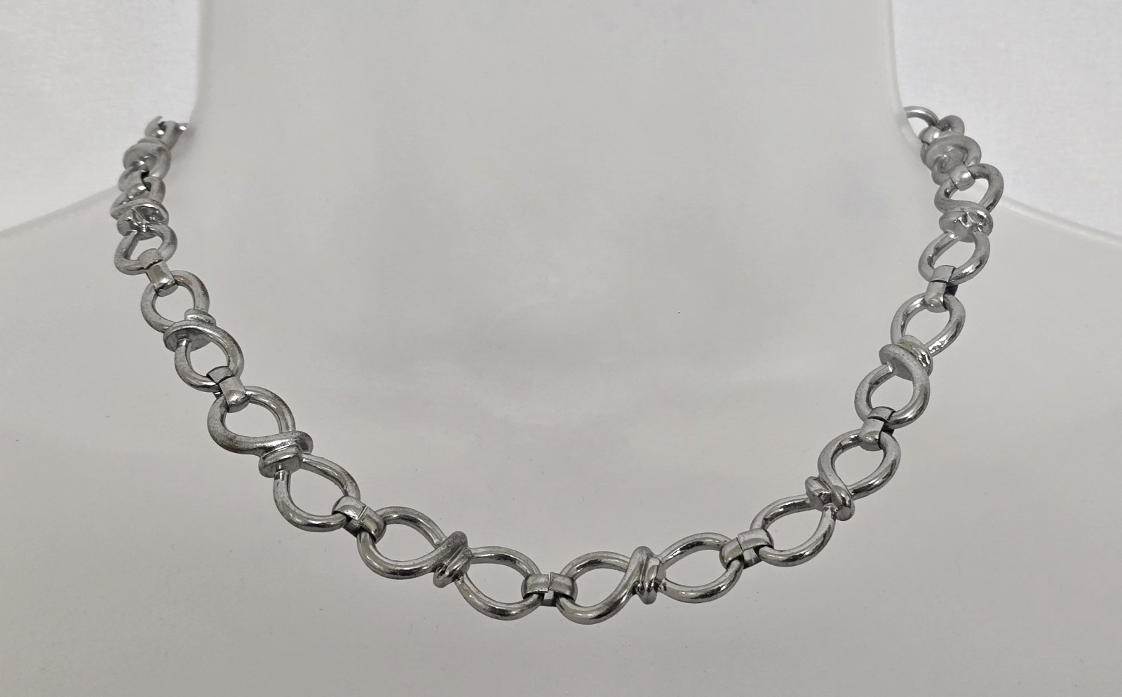 EXPRESS, Silver Tone Link Chain Choker Necklace