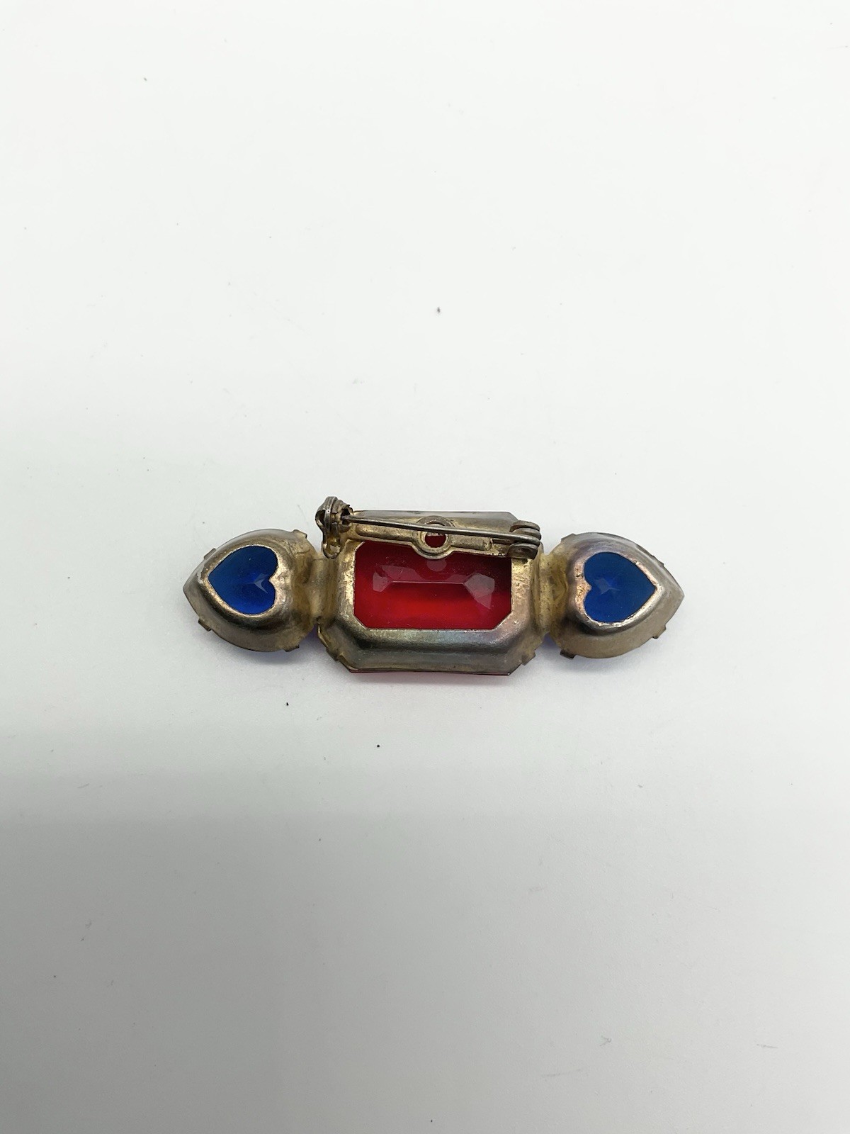 Vintage 1980s Deco red and blue faceted glass Brooch Pin!!Y1