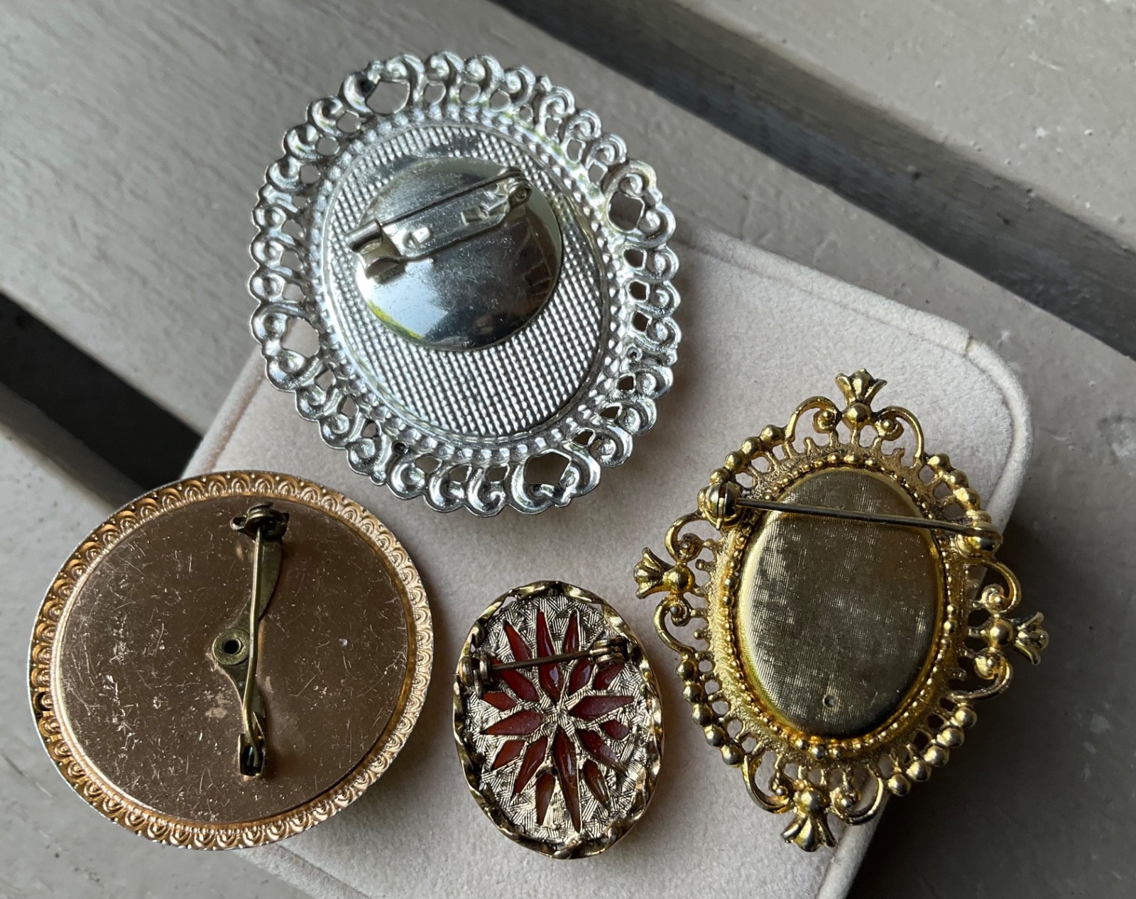 Vintage CAMEO BROOCH PIN LOT Mermaid Girl Dolphin Profiles Acrylic Resin Plastic