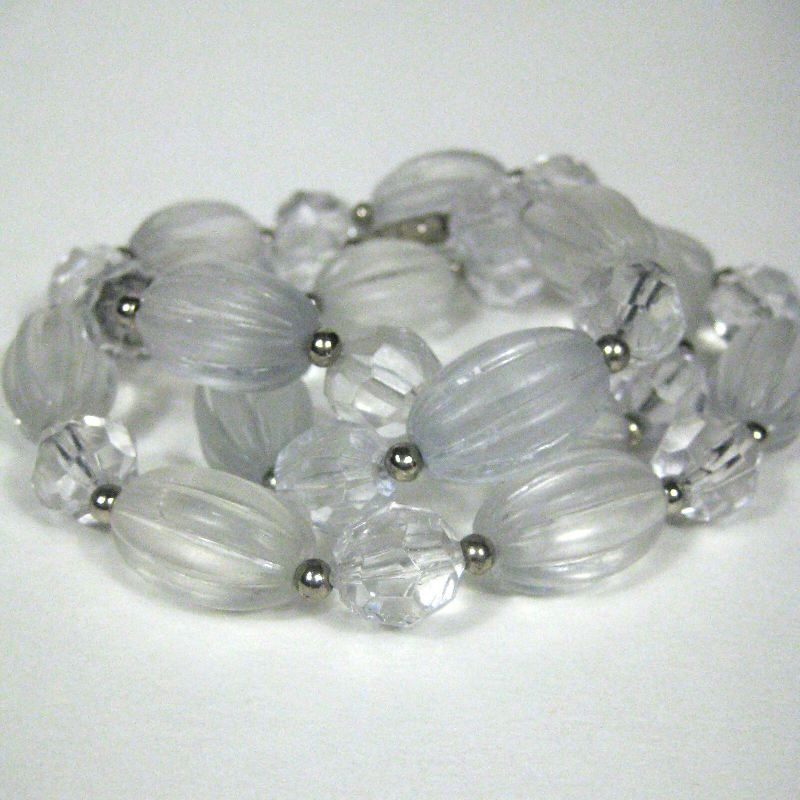 Colorless White Beaded Necklace Strand 25 in VTG 80s 70s Silvertone Facet Women