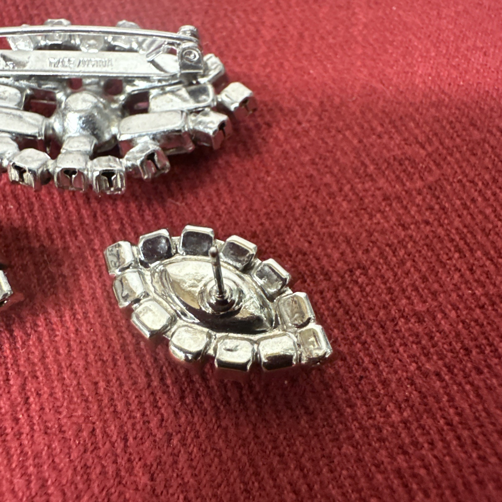 Unique “Made In Austria” Vtg. Rhinestone Brooch And Earrings Set Silver Tone