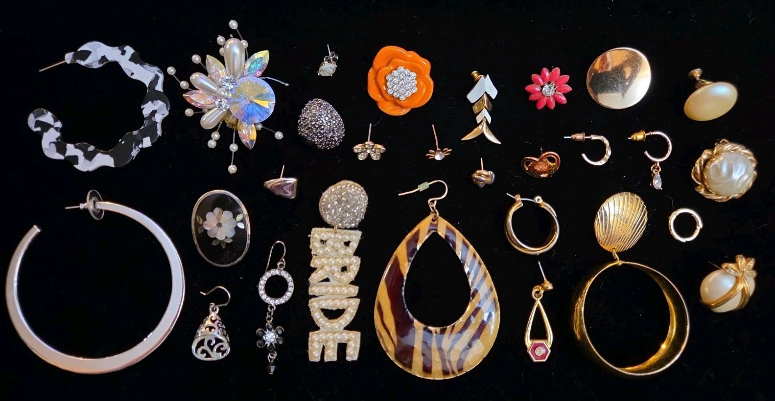 Lot Of Vintage Costume Jewelry Single Earrings Clip On Craft Some Signed