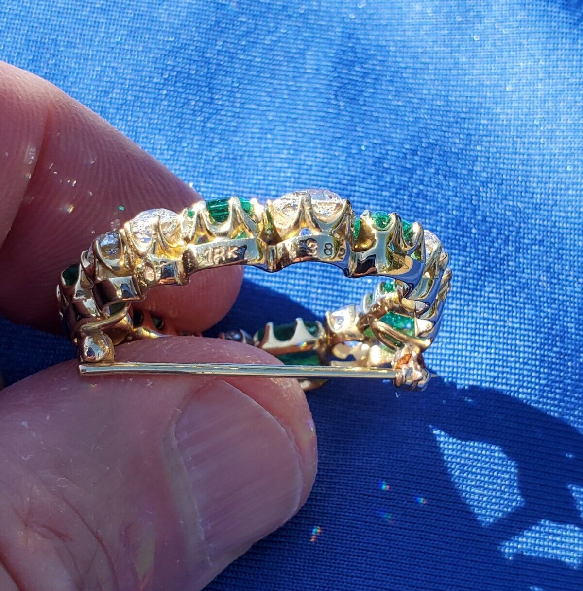 Original EARTH MINED DIAMOND EMERALD BROOCH Circle Deco Antique SOLID 18K GOLD