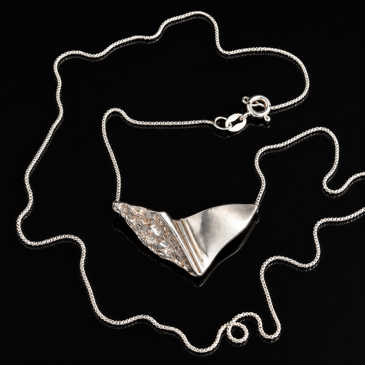 AHA Denmark Sterling Silver Modernist Abstract Pendant Necklace 18″