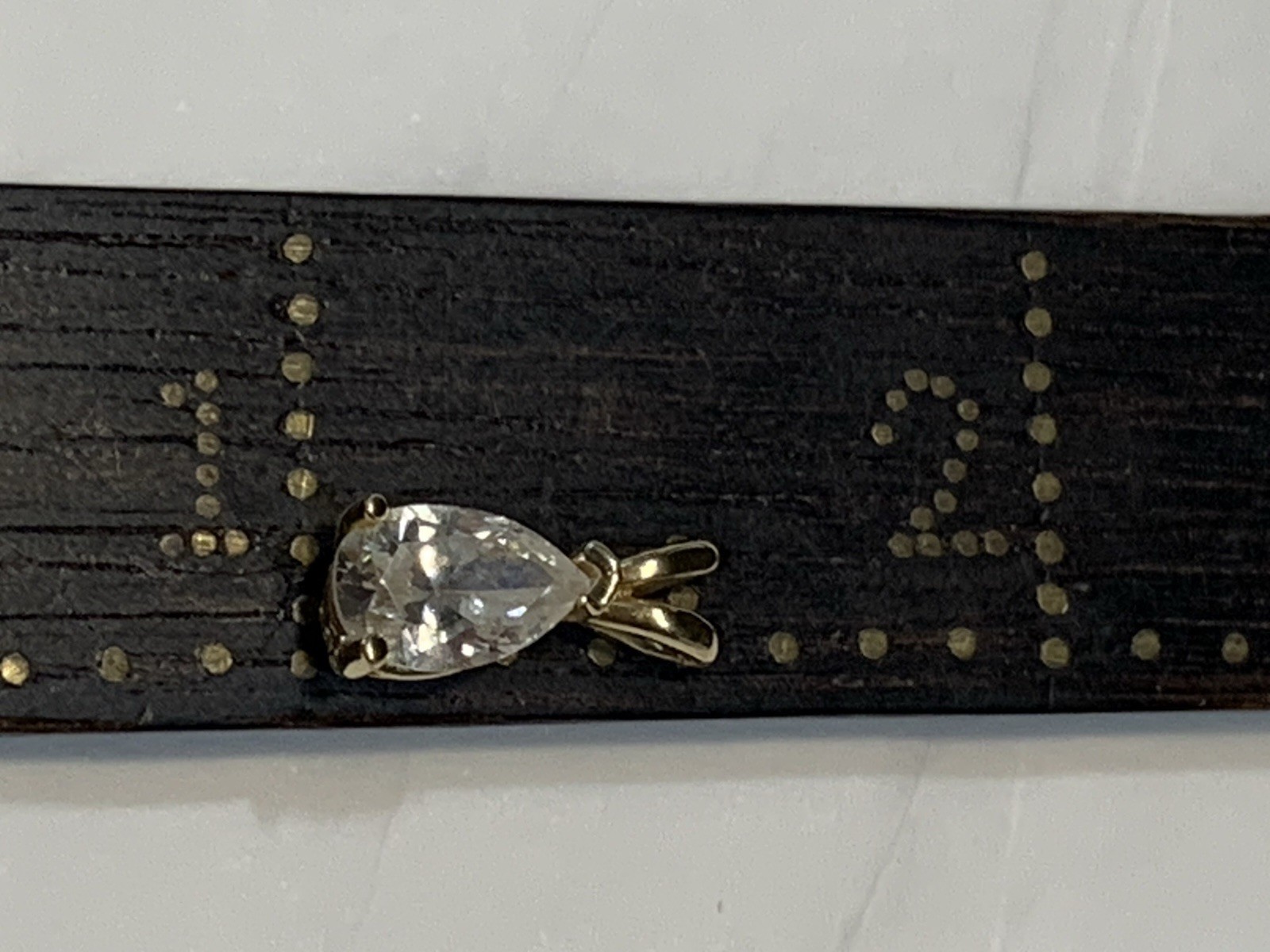 14kt Yellow Gold Pendant Tear Drop Clear Stone Unknown Hallmarked On Back