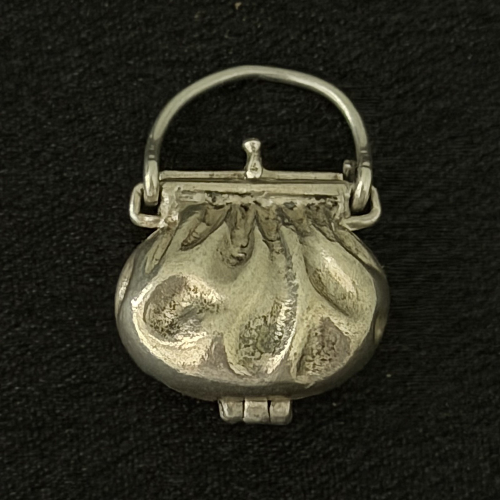Vintage Sterling Silver Puffy Purse Locket Charm Pendant Opens