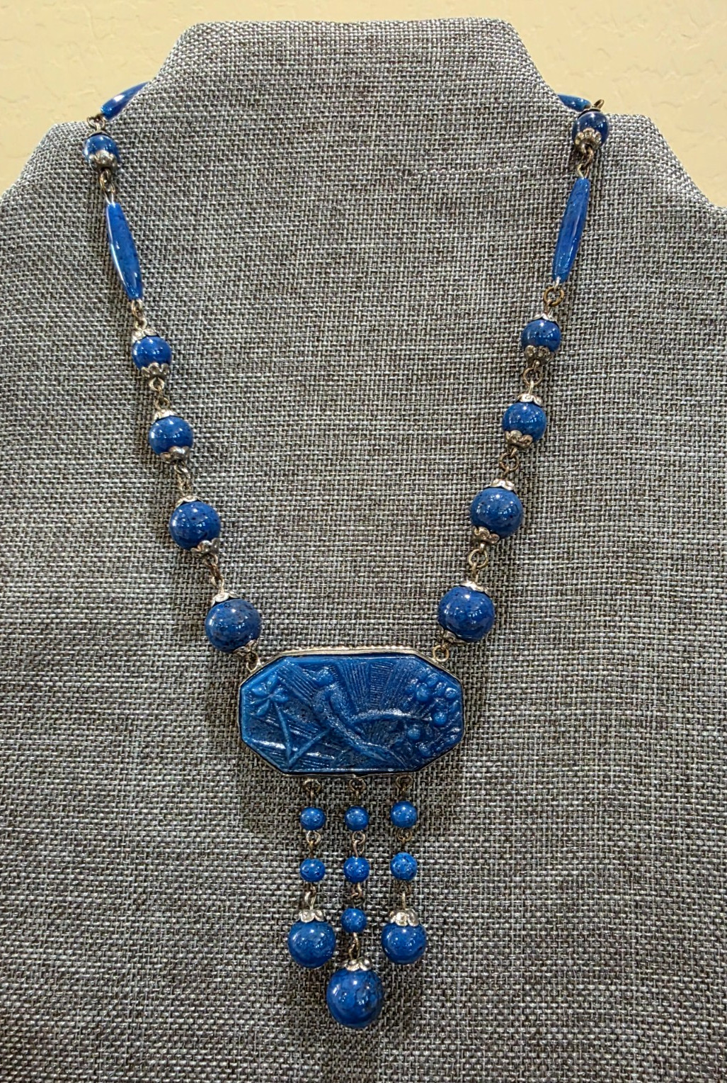 Vintage ART DECO Czech Blue Lapis Exotic Glass Bird Pendant Necklace 14″ Bohemia