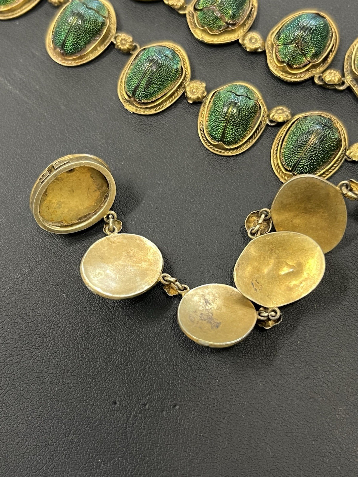 VICTORIAN EGYPTIAN REVIVAL SCARAB BEETLE NECKLACE – GILDED SILVER – 22″ L