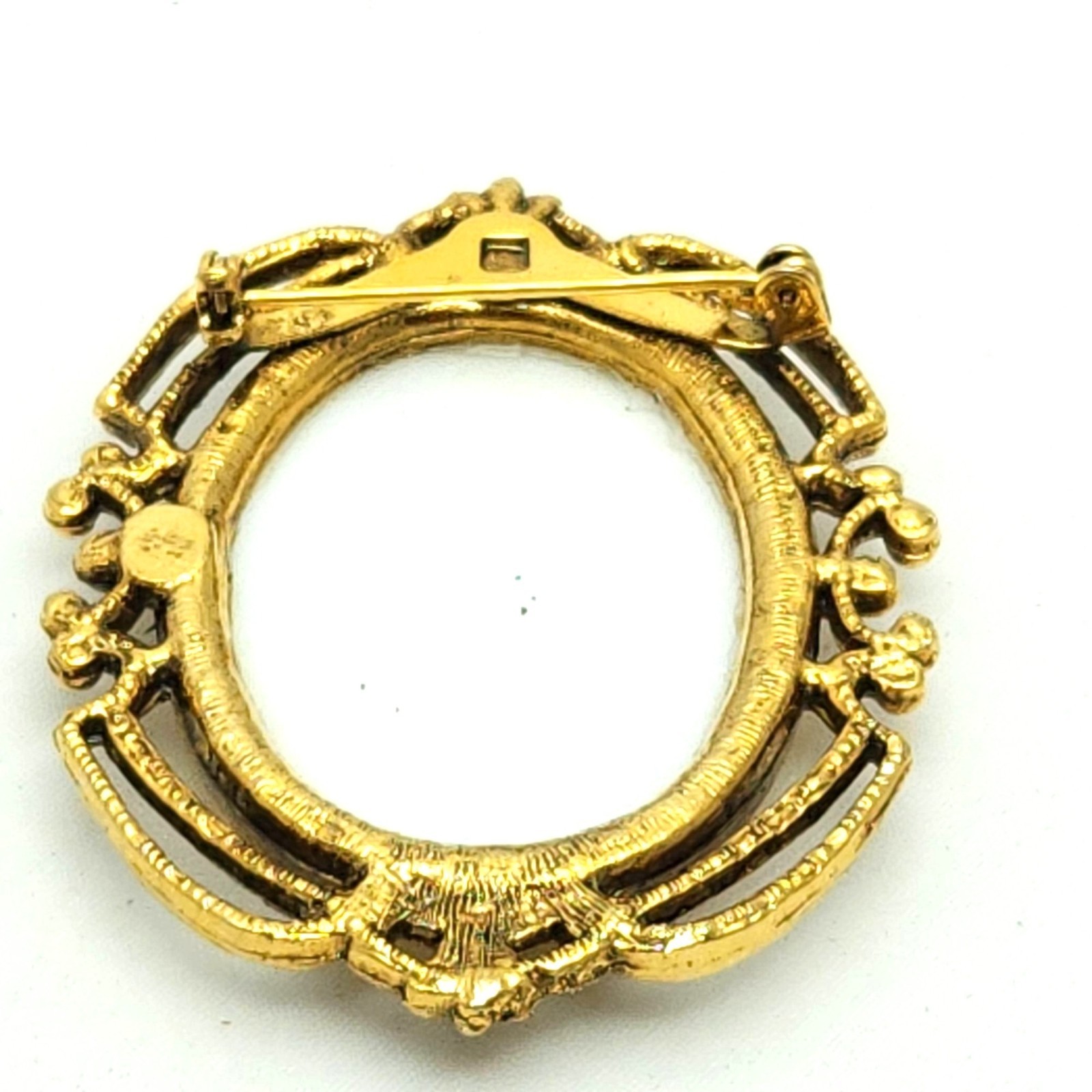 Vintage Yellow Rose Cameo Brooch Gold Tone Ornate Pin Romantic Gift for Her