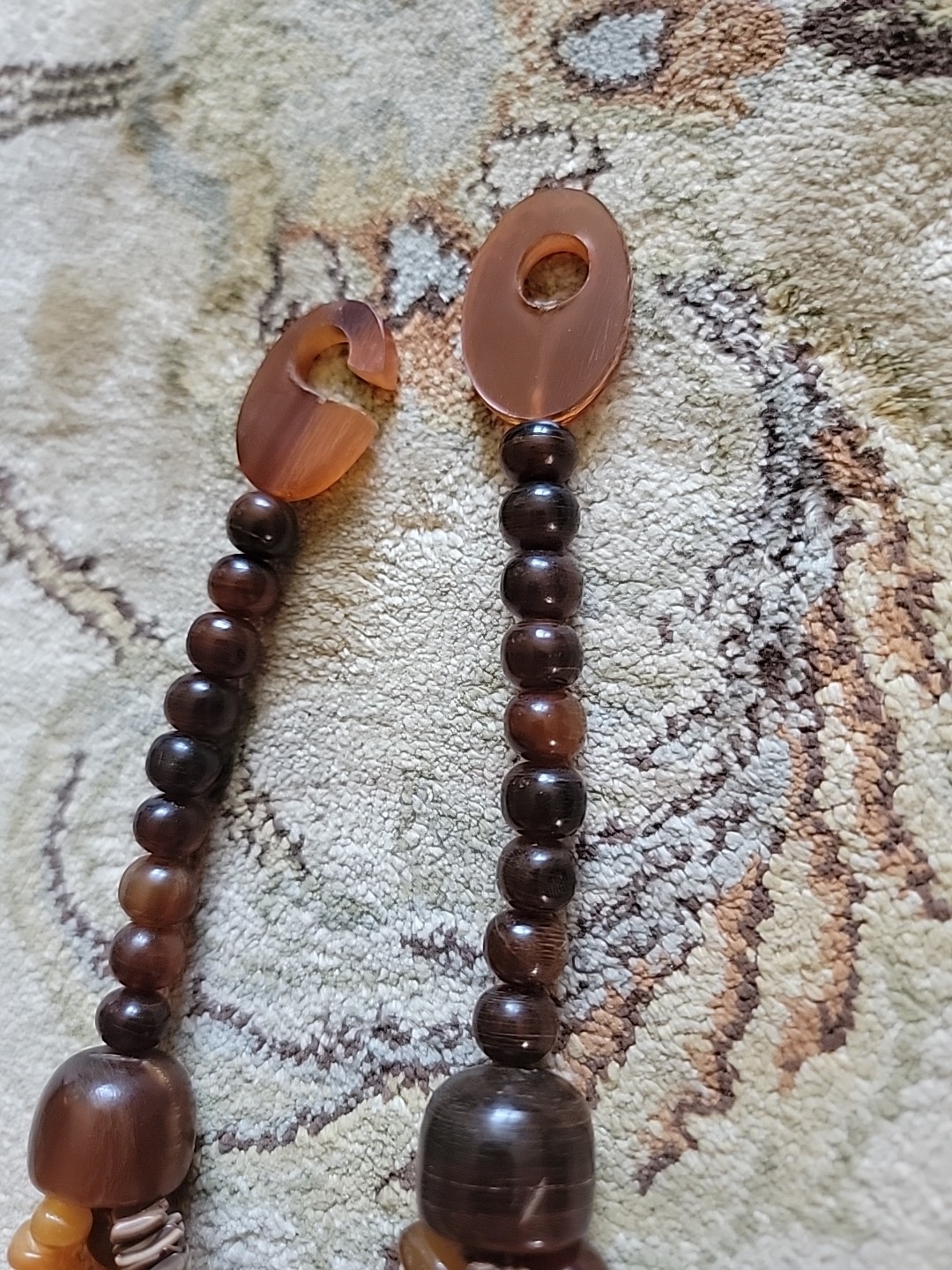 Vintage Original Tribal Multiple Strains Amber Coral Horn Spikes Necklace 24″