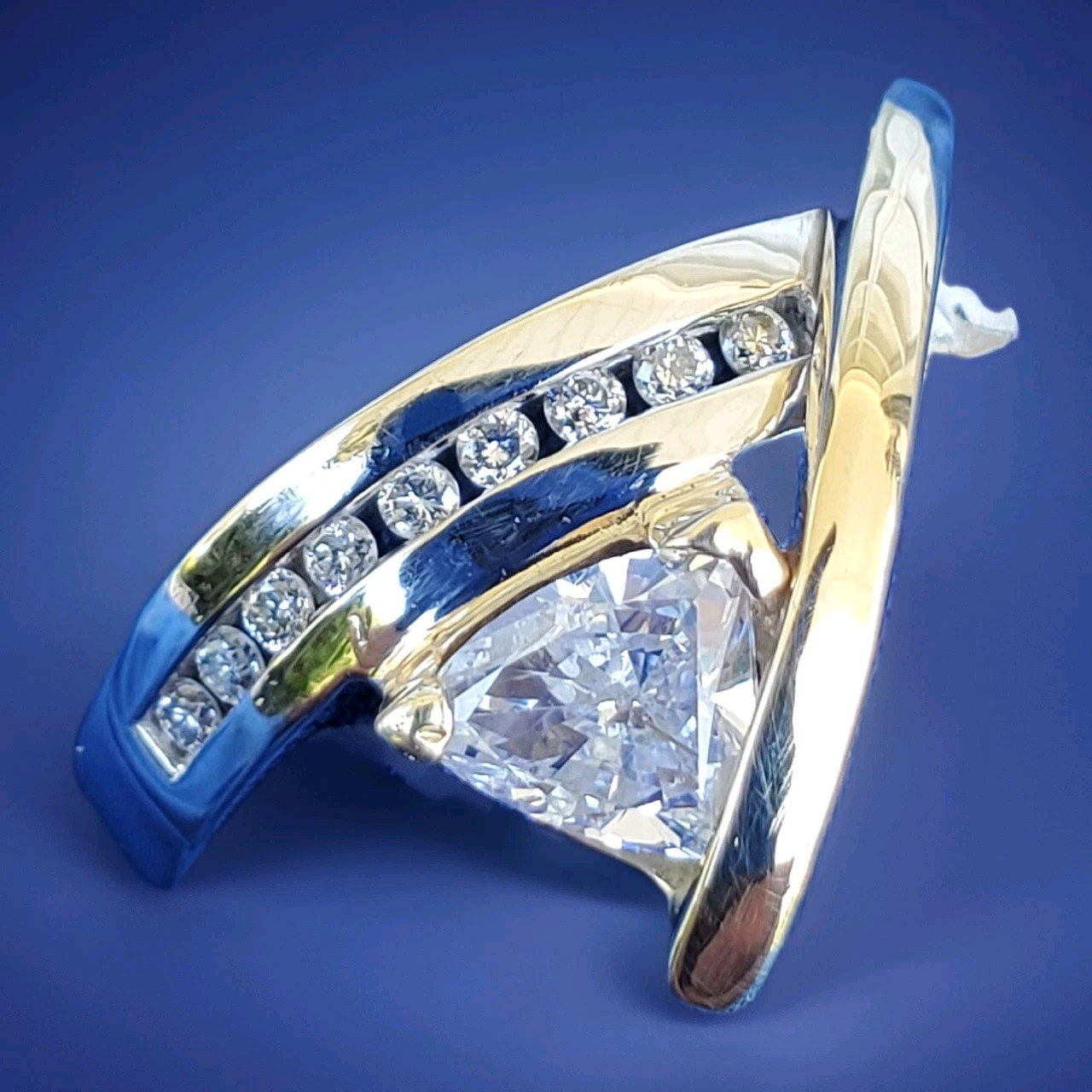 ORIGINAL EARTH MINED Triangle DIAMOND Engagement Ring SOLID 14K GOLD Solitaire 6