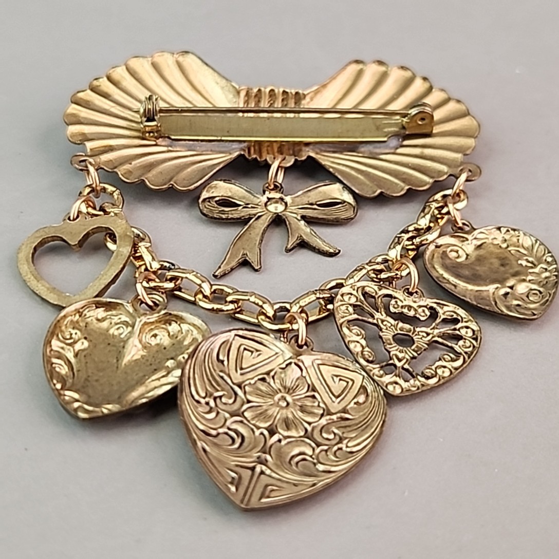 Vintage Heart Dangle Brooch Chatelaine Style Gold Tone Bow 2 1/8″
