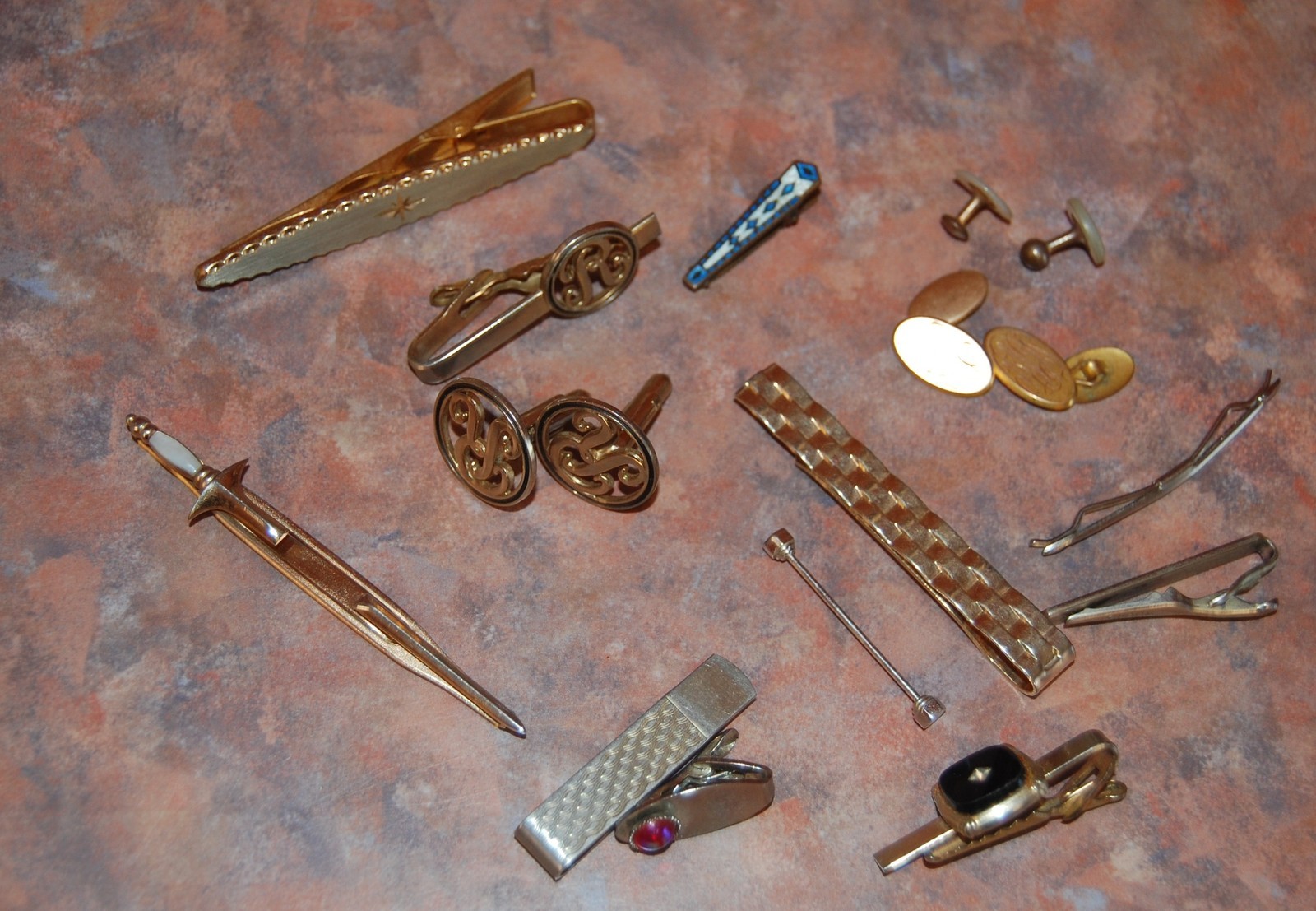 Assortment of Men’s Tie Clasps Studs Etc. Circa 1950s-60s 17 Pieces