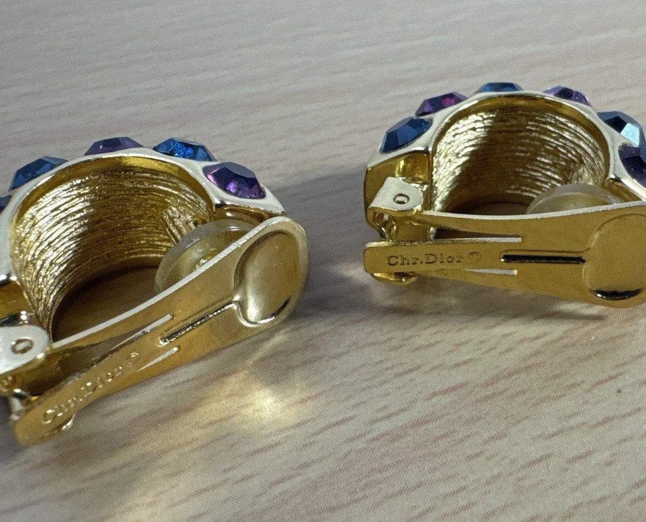 Vintage CHRISTIAN DIOR gold plated amethyst sapphire crystals clip on earrings