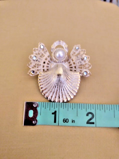 KC Kenneth Cole white, Rhinestone and Faux Pearl Angel Brooch