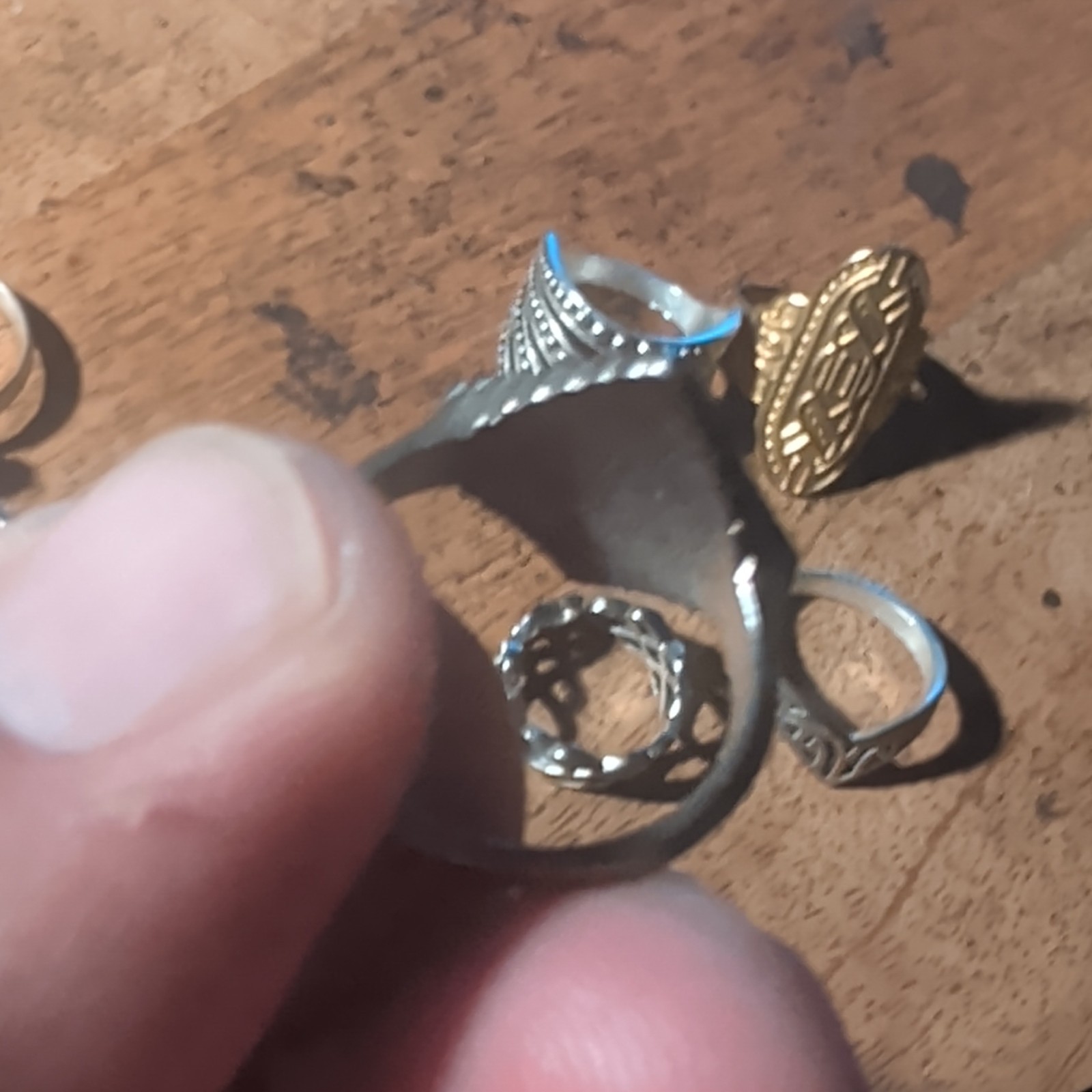Mixed Lot 9 Metal Rings Silver & Gold Tone Assorted Styles Unisex Adults