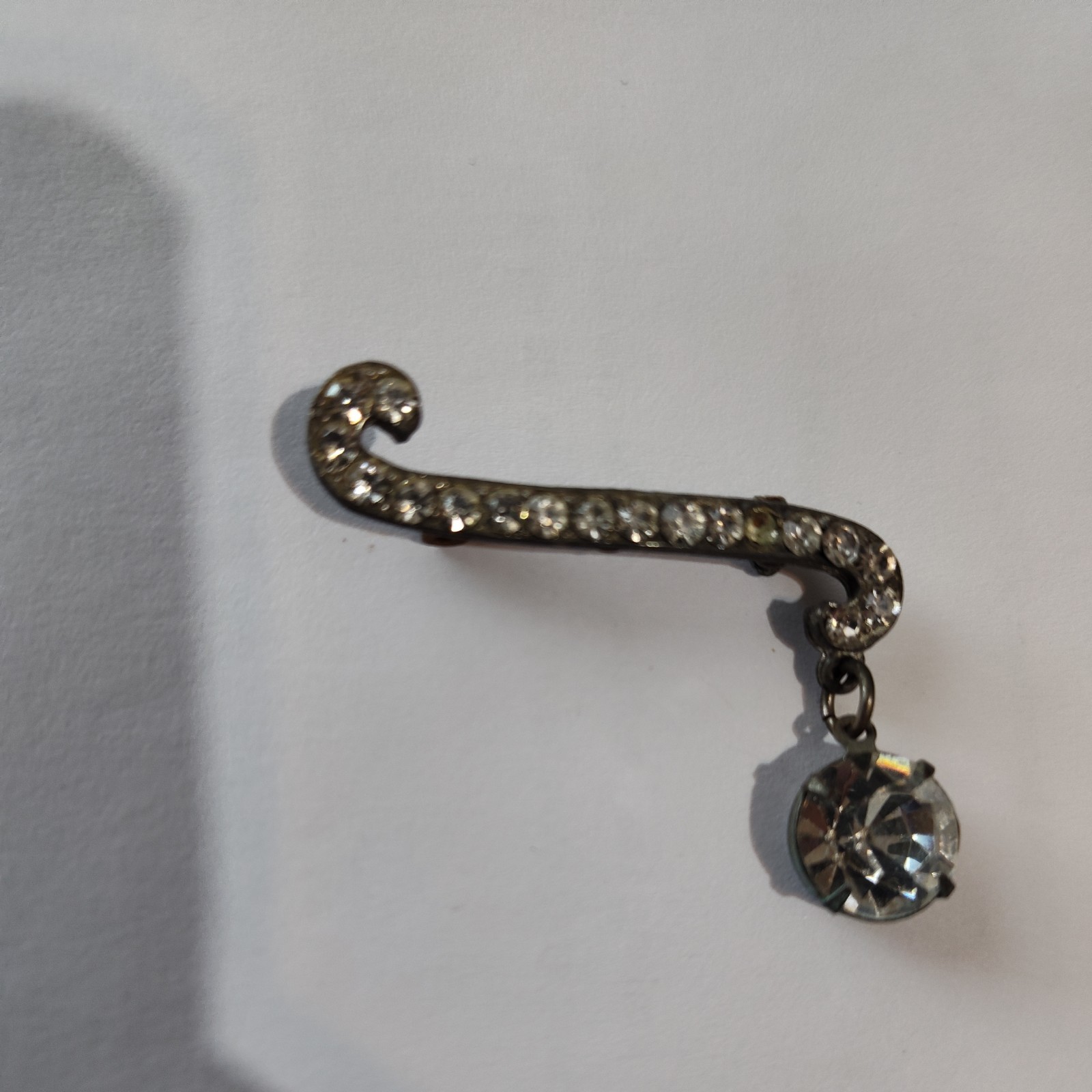 Vintage Clear Rhinestone Flower Brooch Pin Silver Tone ~ Beautiful!