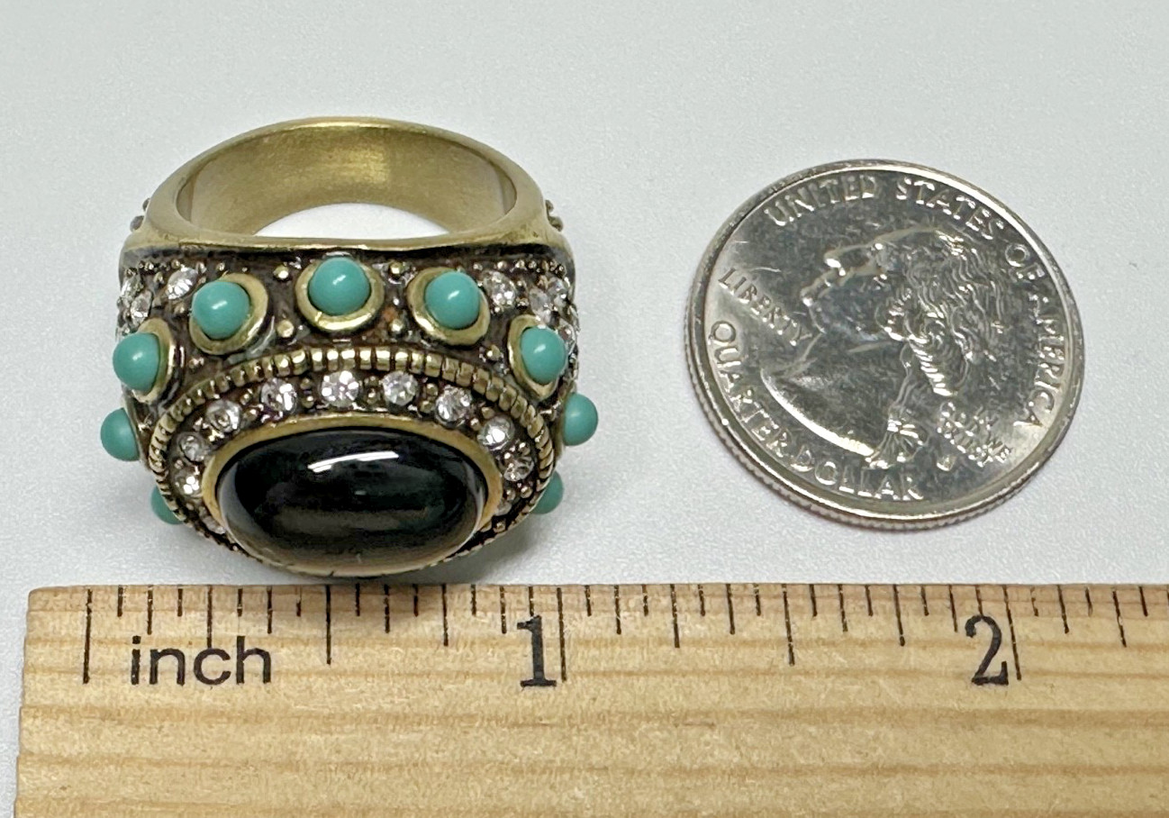VINTAGE HEIDI DAUS BLACK, RHINESTONE, LIGHT BLUE ACCENTED SIZE 7.5 RING N223