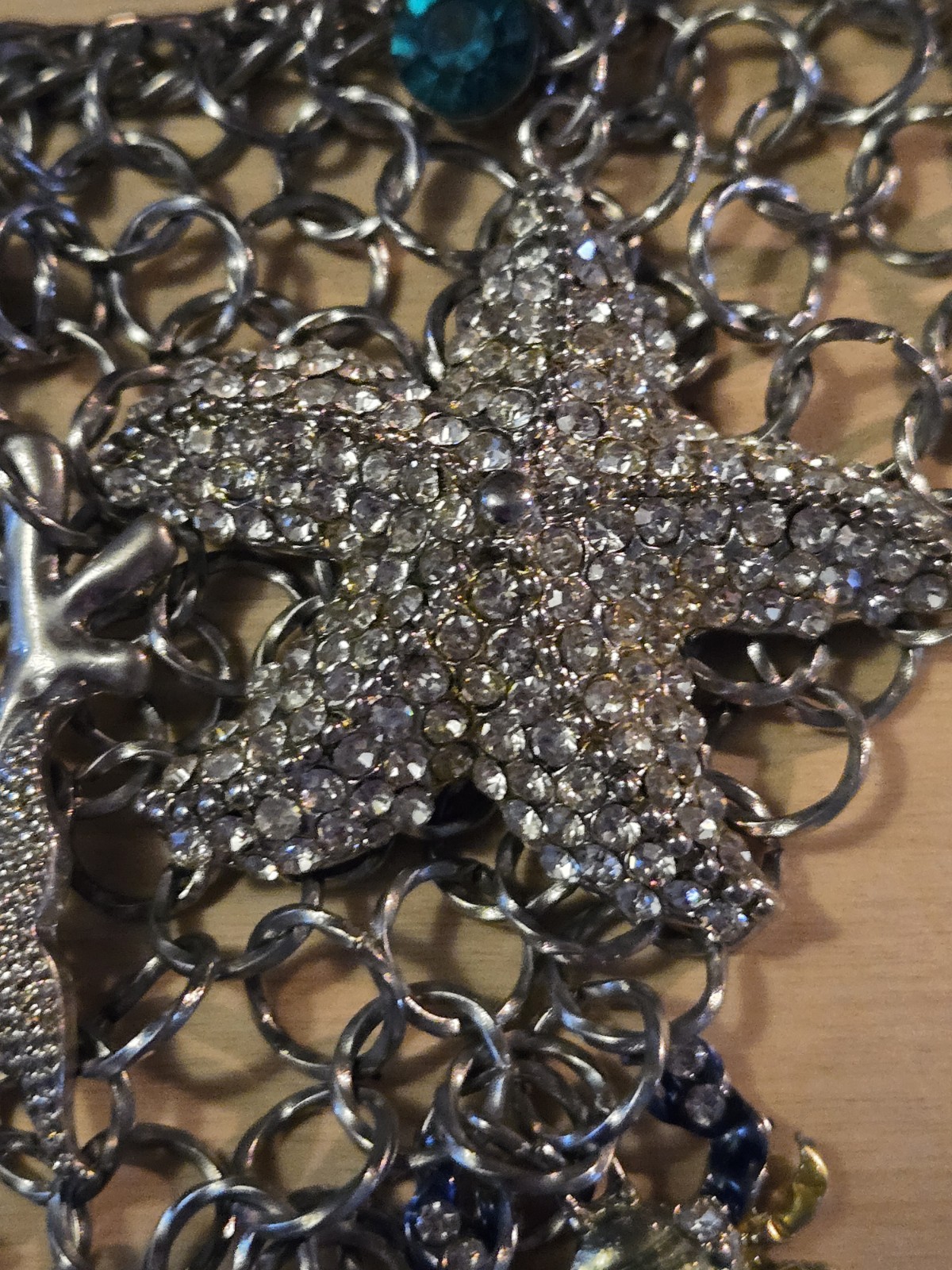 Under The Sea Vtg Silvertone Charm Necklace Fish Seahorse Crab Enamel Rhinestone