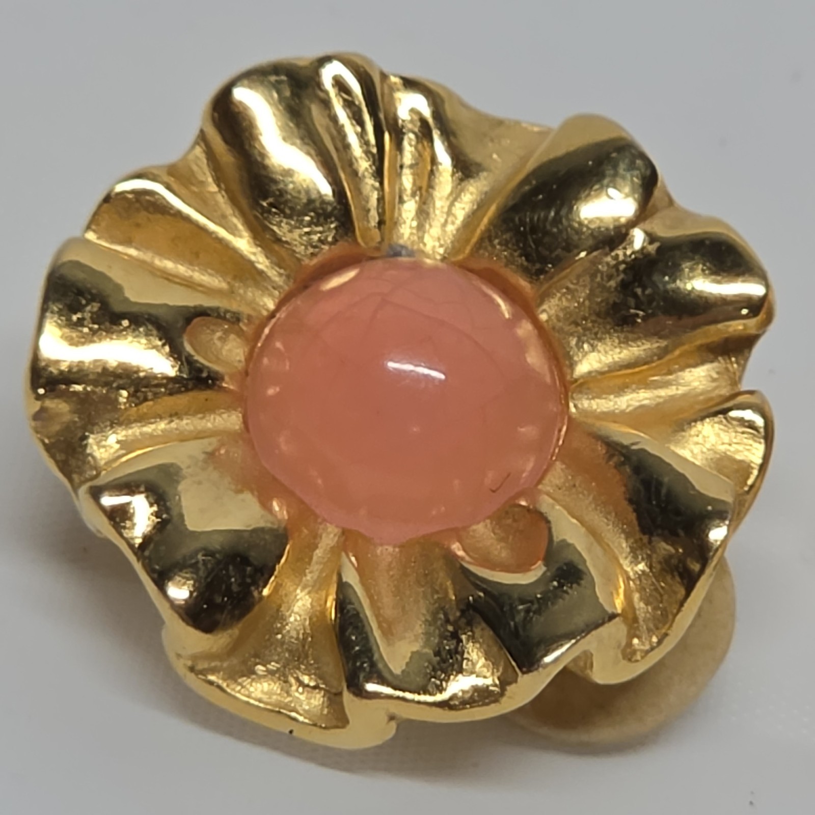 Vintage Givenchy Gold Tone Coral Lucite Flower Clip On Earrings Statement Preppy