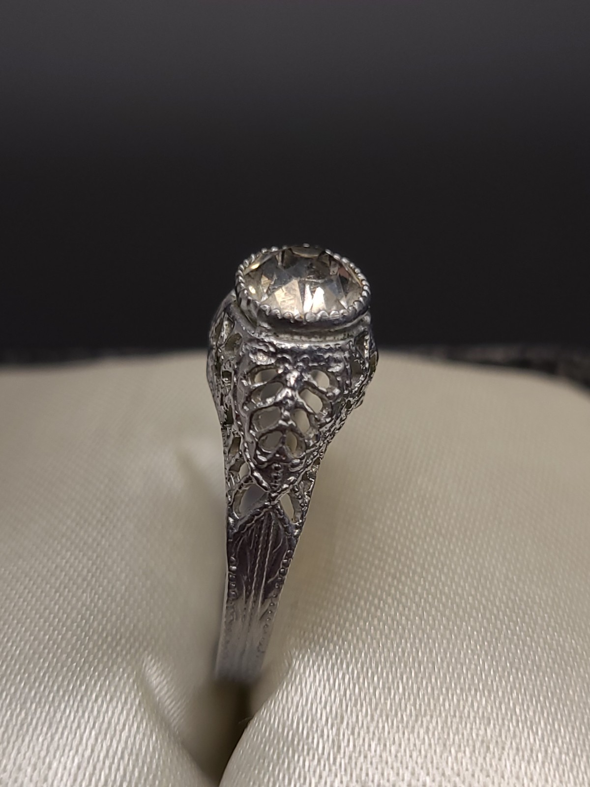 Antique / Vintage Art Deco Filigree Ring Clear Glass Stone Size 6.5 Silver Tone