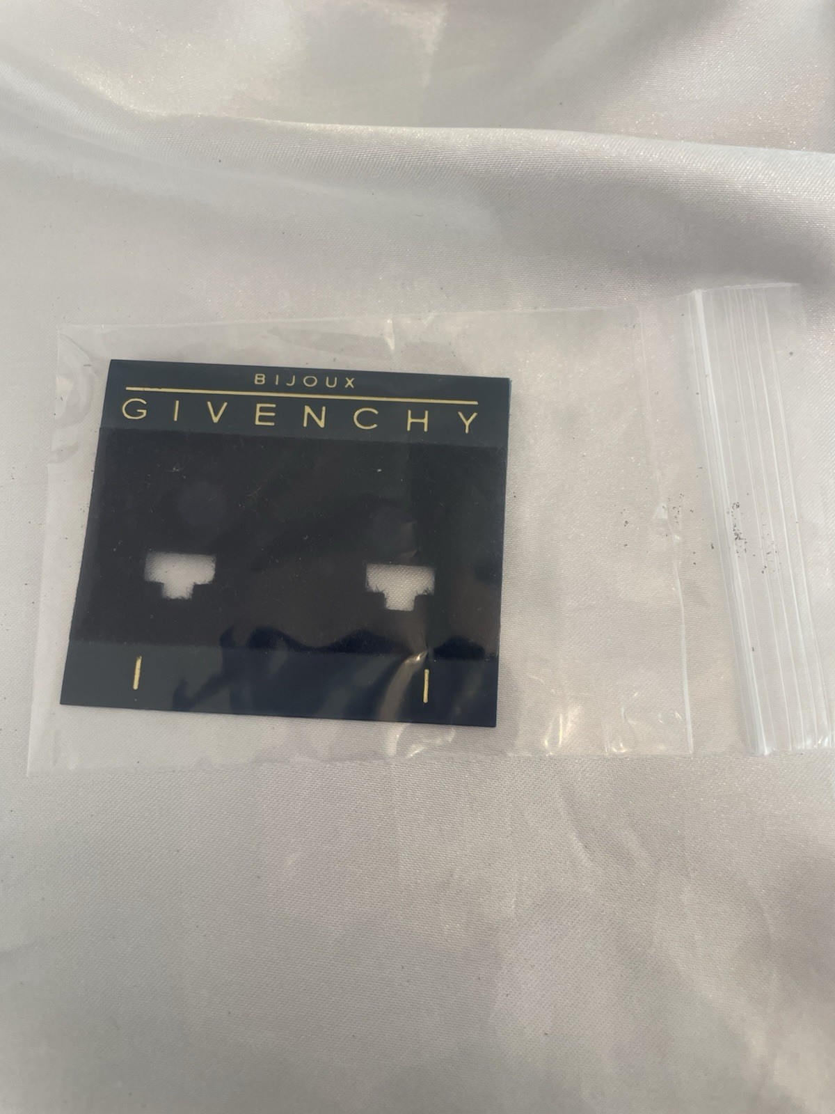 Bijoux Givenchy Clip EARRINGS DEEP PURPLE CABOCHON Green Purple Rhinestone *Read