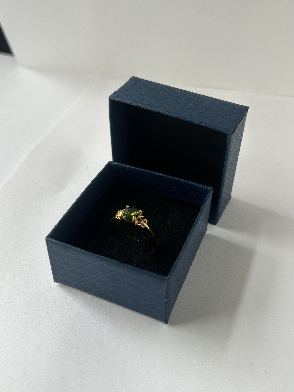 Vintage Green Cubic Zirconia Ring Gold Plated Womens Size 7.5