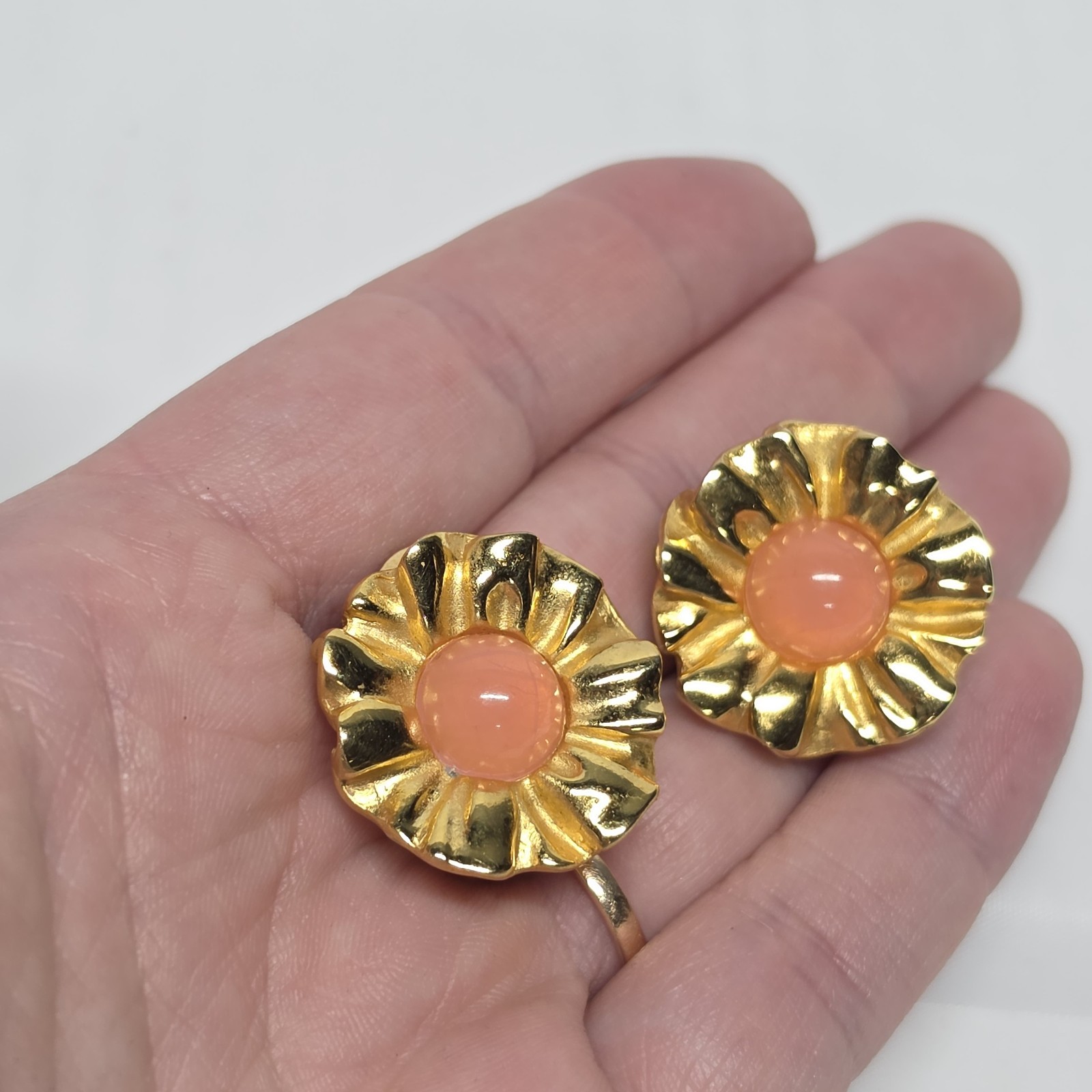 Vintage Givenchy Gold Tone Coral Lucite Flower Clip On Earrings Statement Preppy